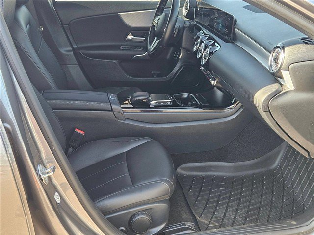 Used 2022 Mercedes-Benz A 220 4MATIC image 22