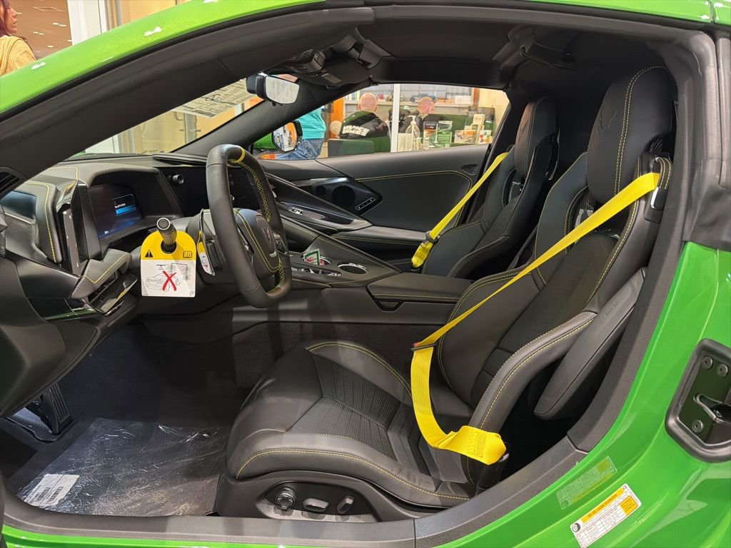 New 2026 Chevrolet Corvette Stingray Preferred Cpe w/ Z51 Performance Package image 9