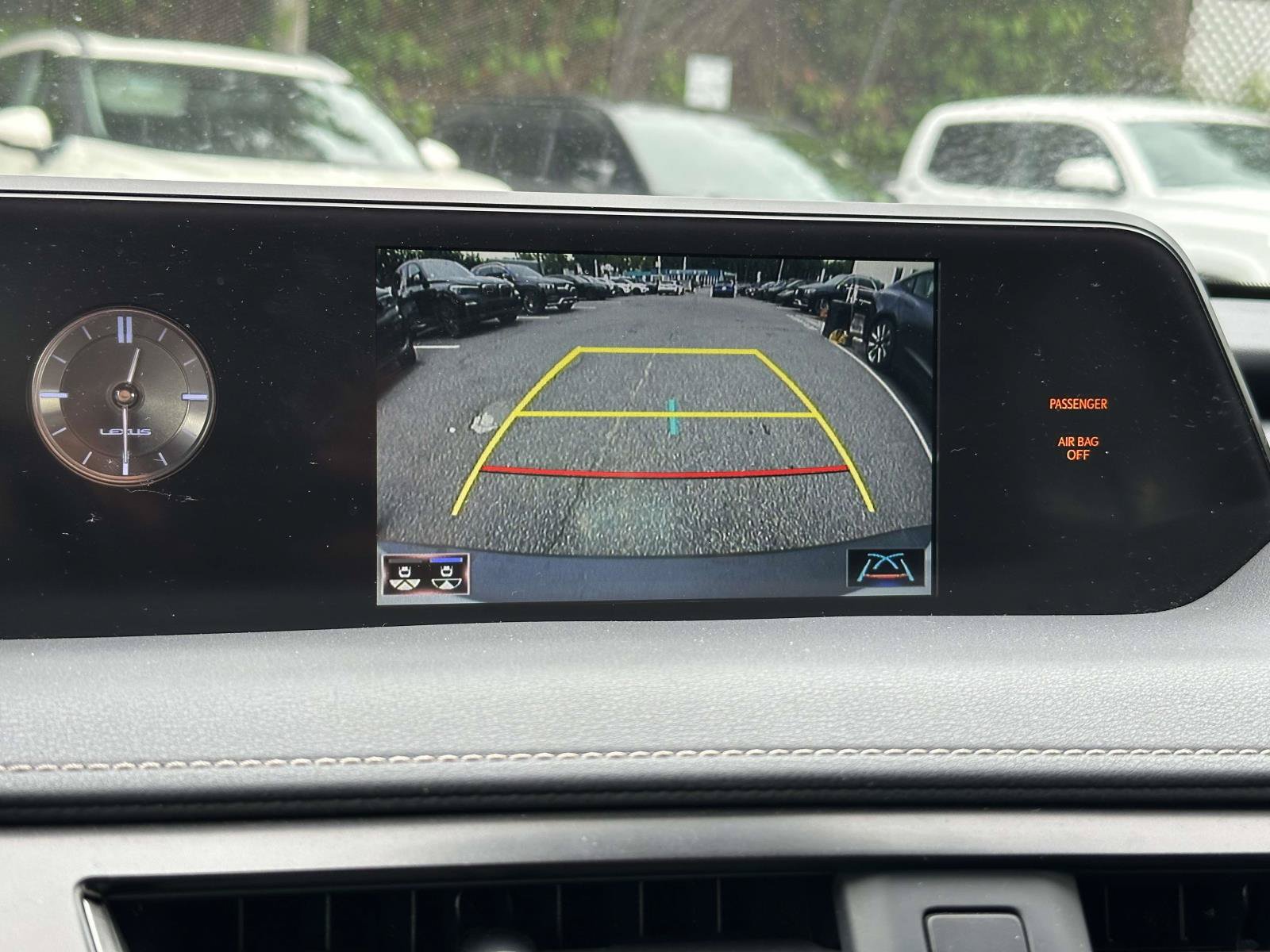 Used 2019 Lexus UX 250h AWD/4WD image 30