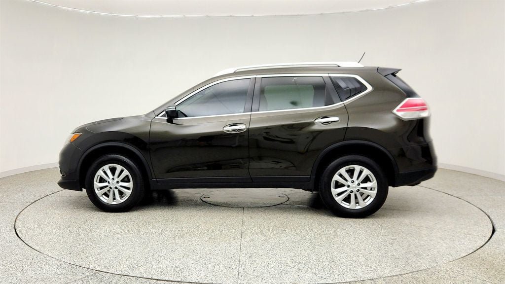Used 2016 Nissan Rogue SV AWD/4WD image 8