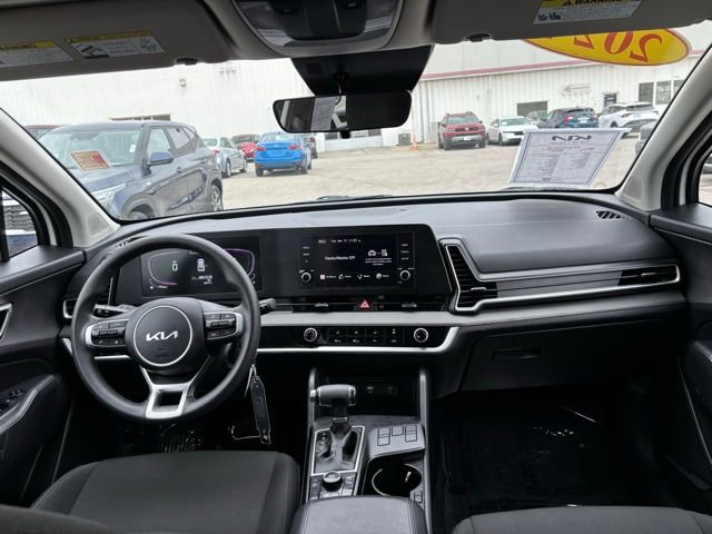Certified 2024 Kia Sportage LX image 30