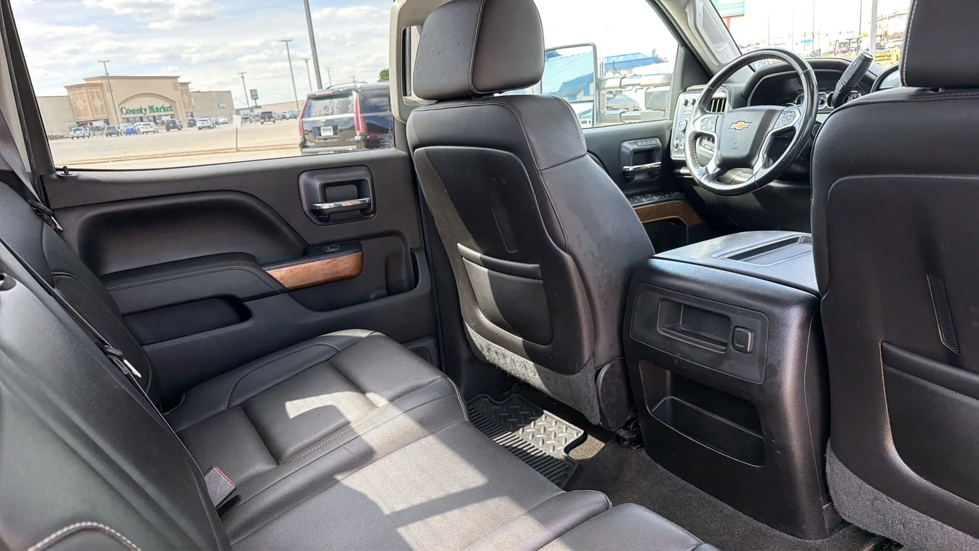 Used 2015 Chevrolet Silverado 3500 LTZ w/ Duramax Plus Package AWD/4WD image 59