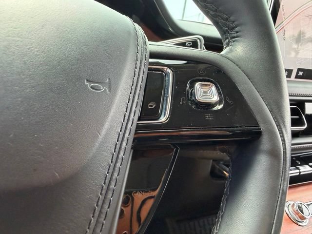 Certified 2023 Lincoln Aviator Reserve AWD/4WD image 26