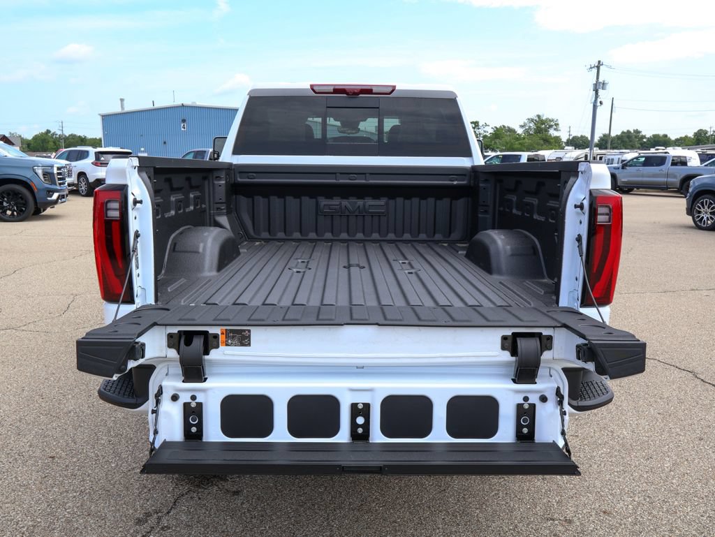 New 2026 GMC Sierra 3500 Denali Ultimate AWD/4WD image 5