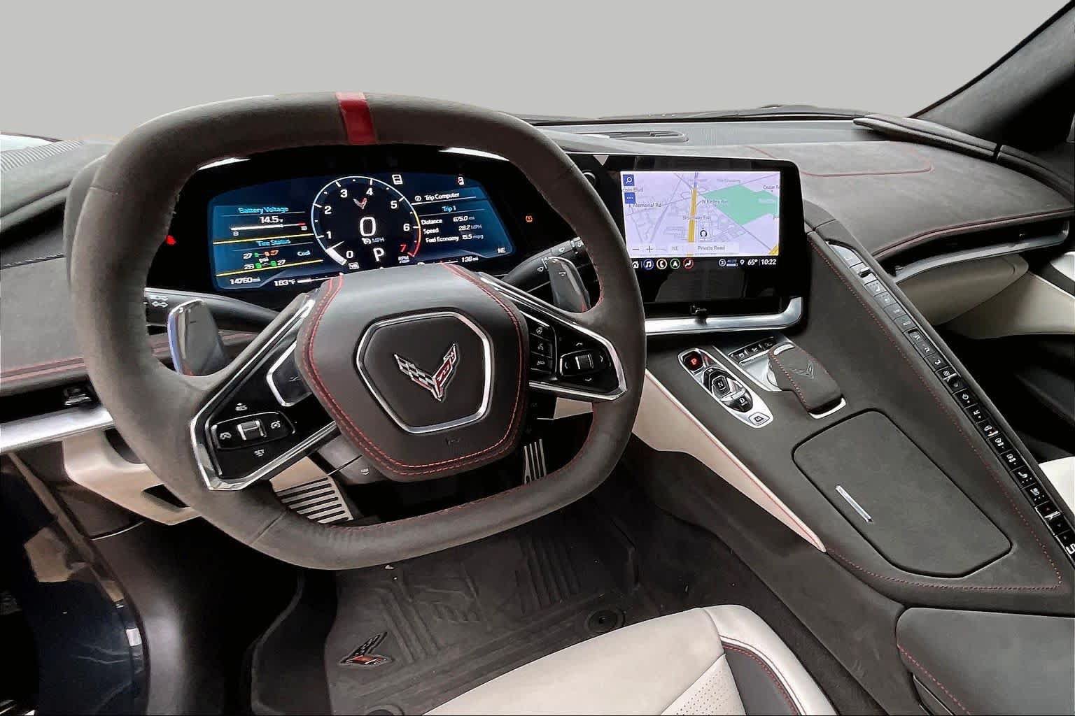 Used 2023 Chevrolet Corvette Stingray Premium Conv w/ Z51 Performance Package RWD image 15