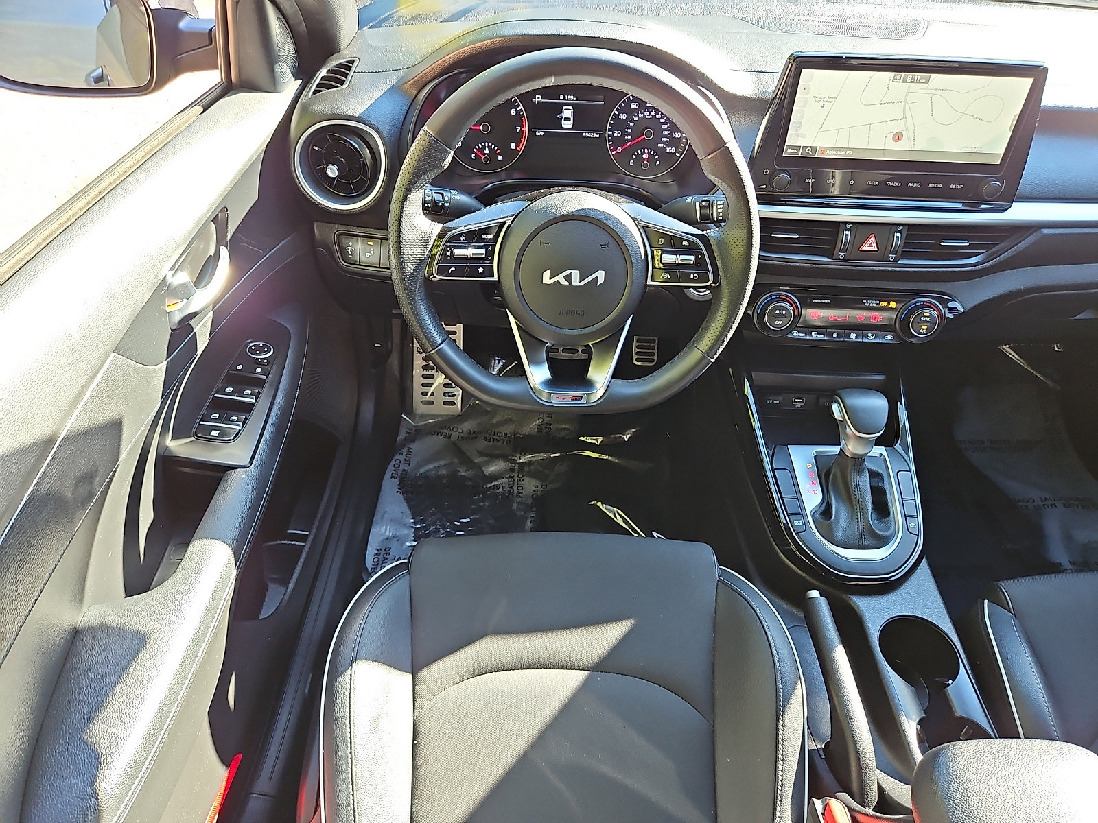 Used 2023 Kia Forte GT-Line FWD image 11