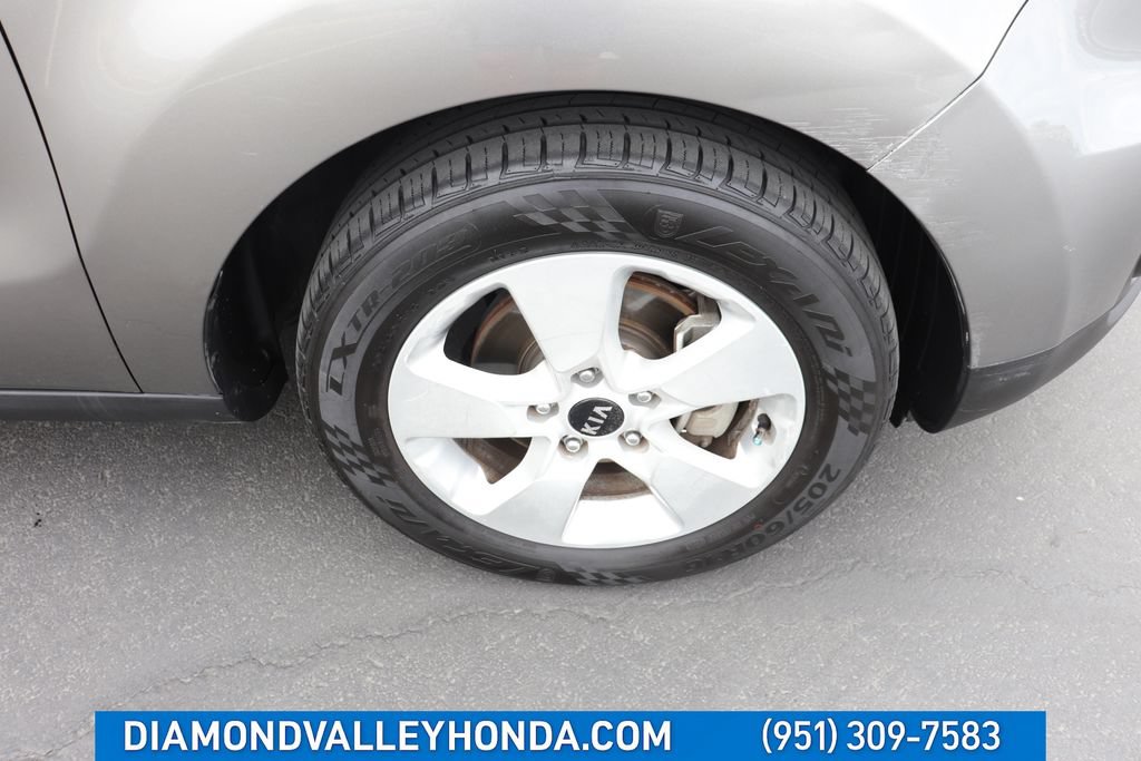 Used 2018 Kia Soul FWD image 25