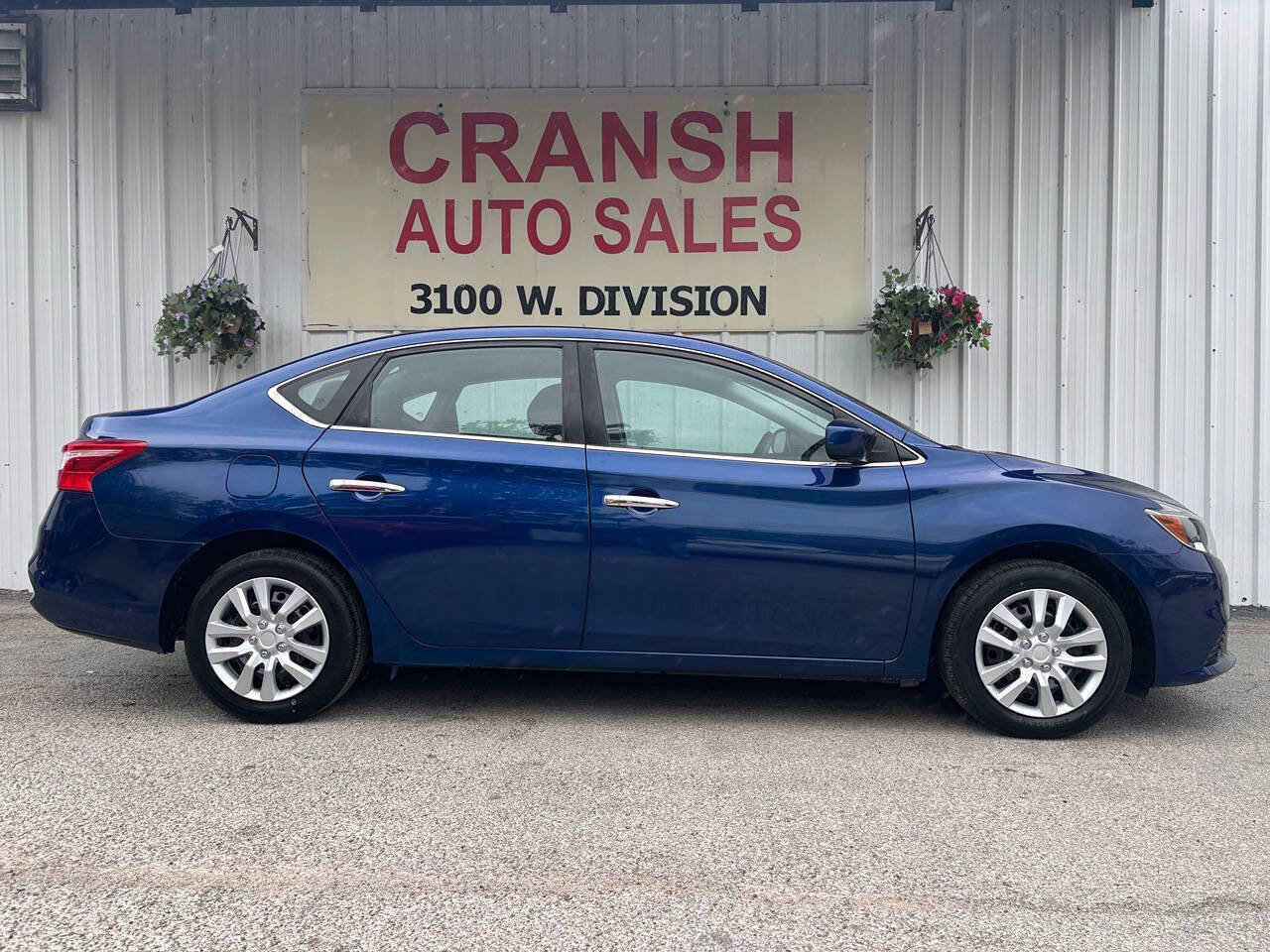 Used 2019 Nissan Sentra S image 2