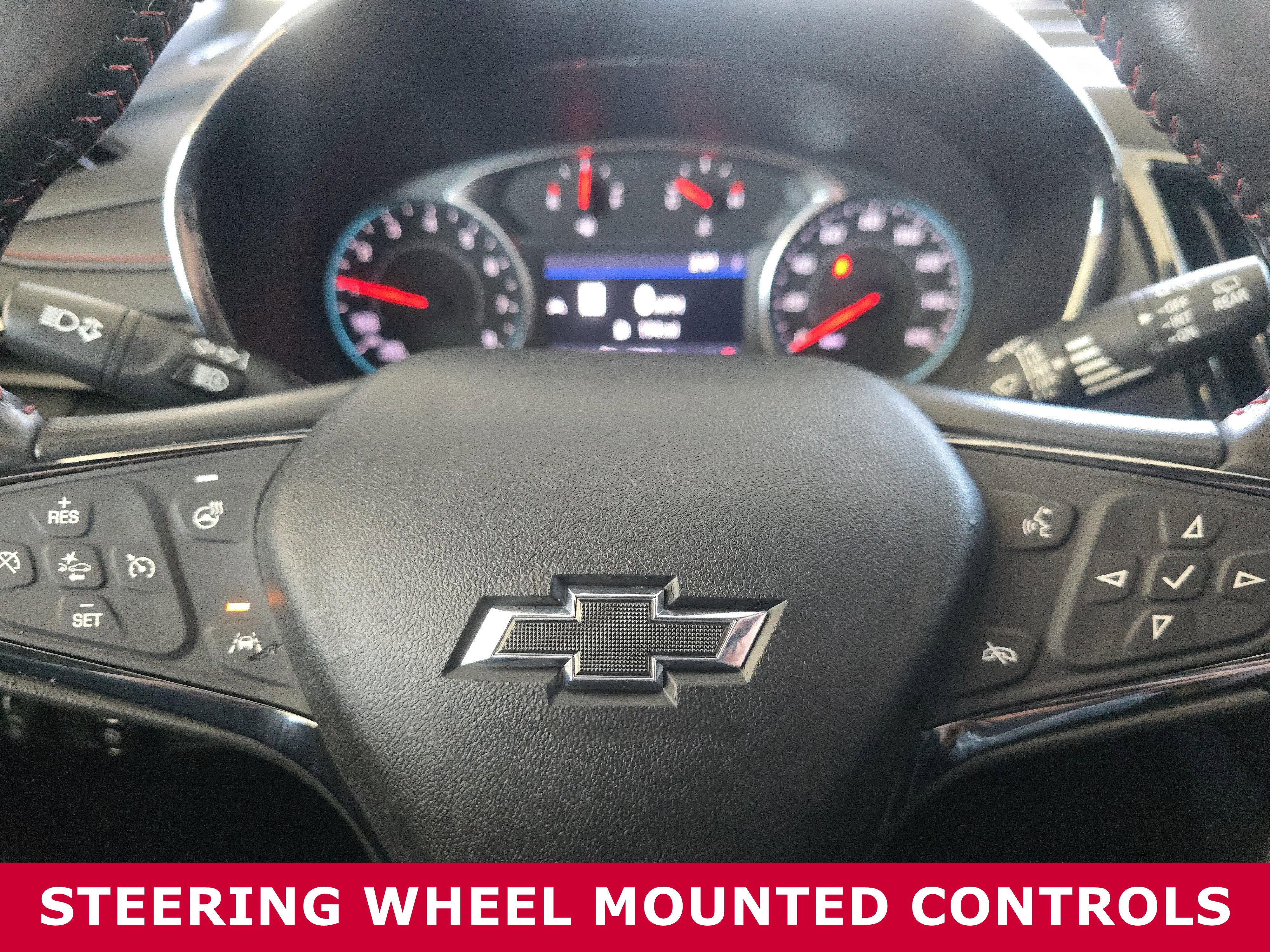 Used 2022 Chevrolet Equinox RS w/ Infotainment Package image 16