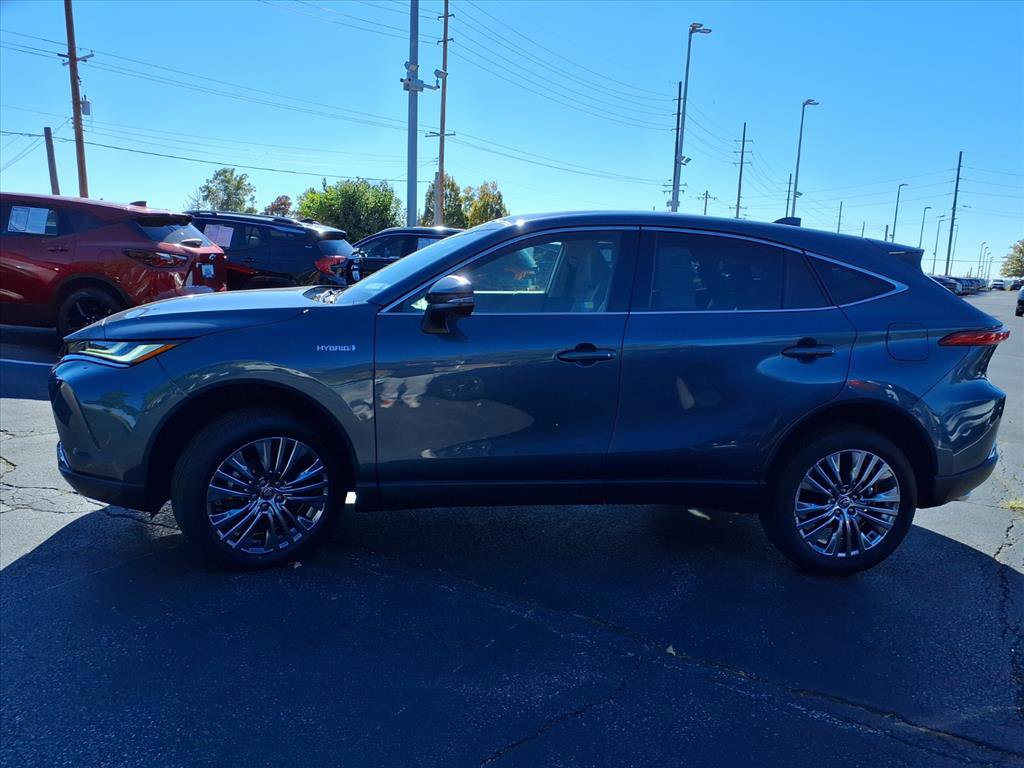 Used 2021 Toyota Venza Limited image 20