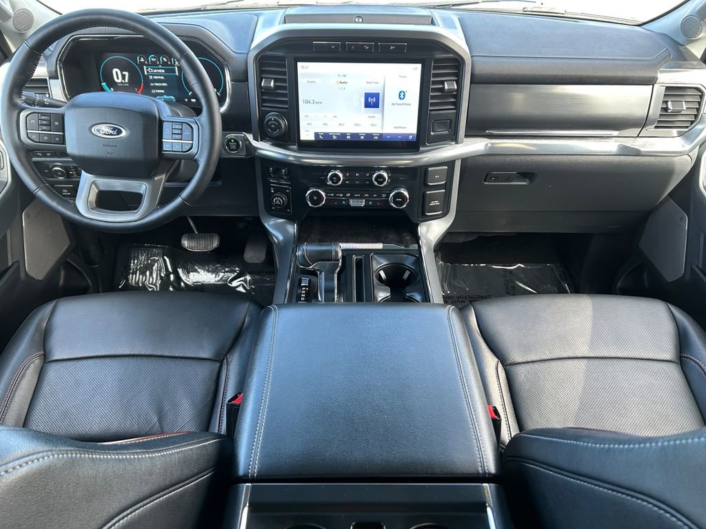 Used 2022 Ford F150 Lariat image 12