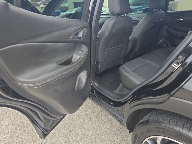 Used 2023 Buick Encore GX Select w/ Safety Package II AWD/4WD image 31