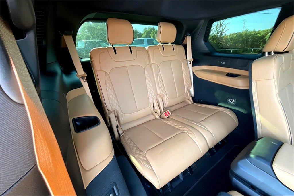 Certified 2023 Jeep Grand Cherokee L Summit w/ Luxury Tech Group V image 28