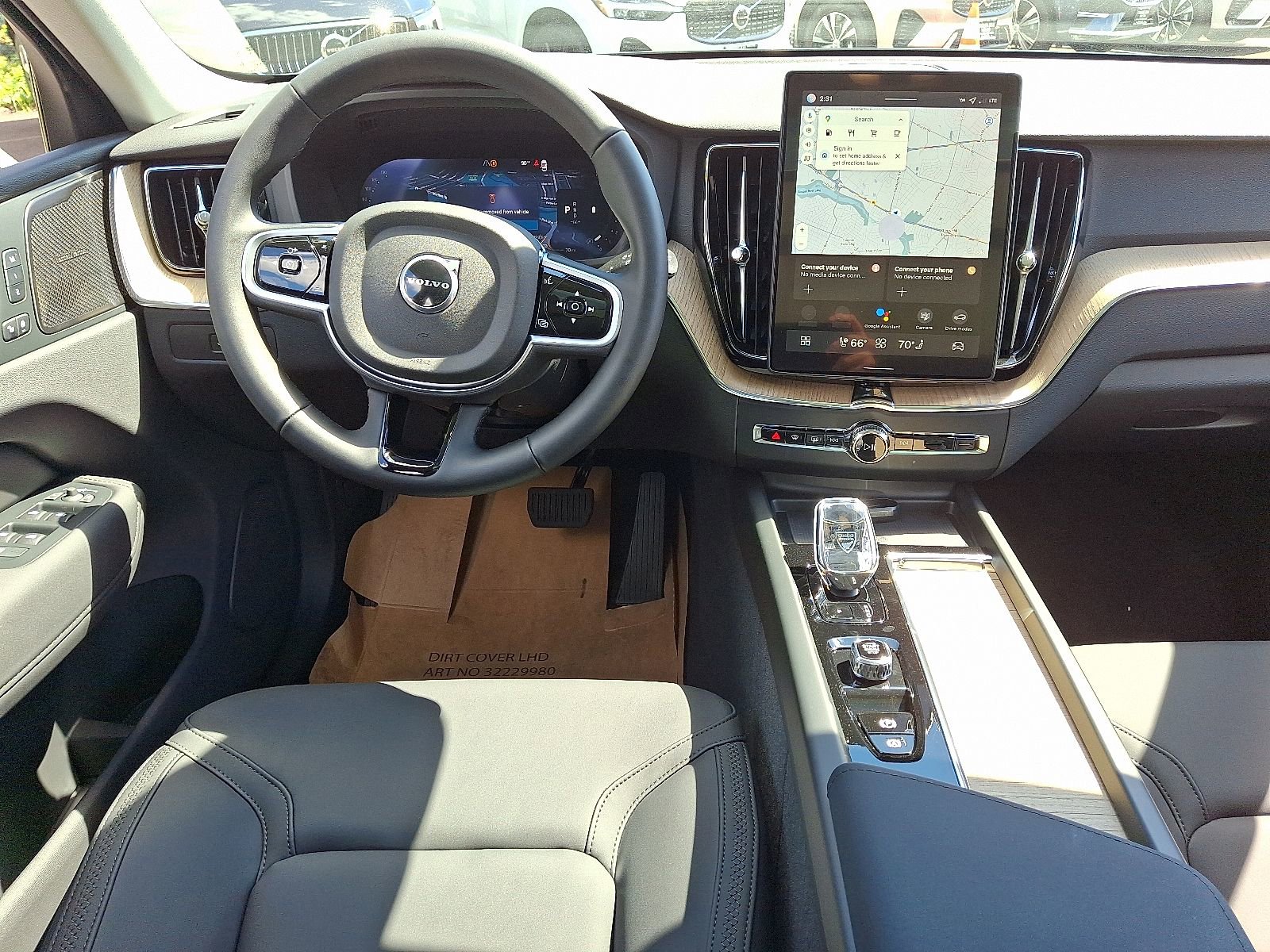 New 2026 Volvo XC60 B5 Plus w/ Protection Package Premier image 11