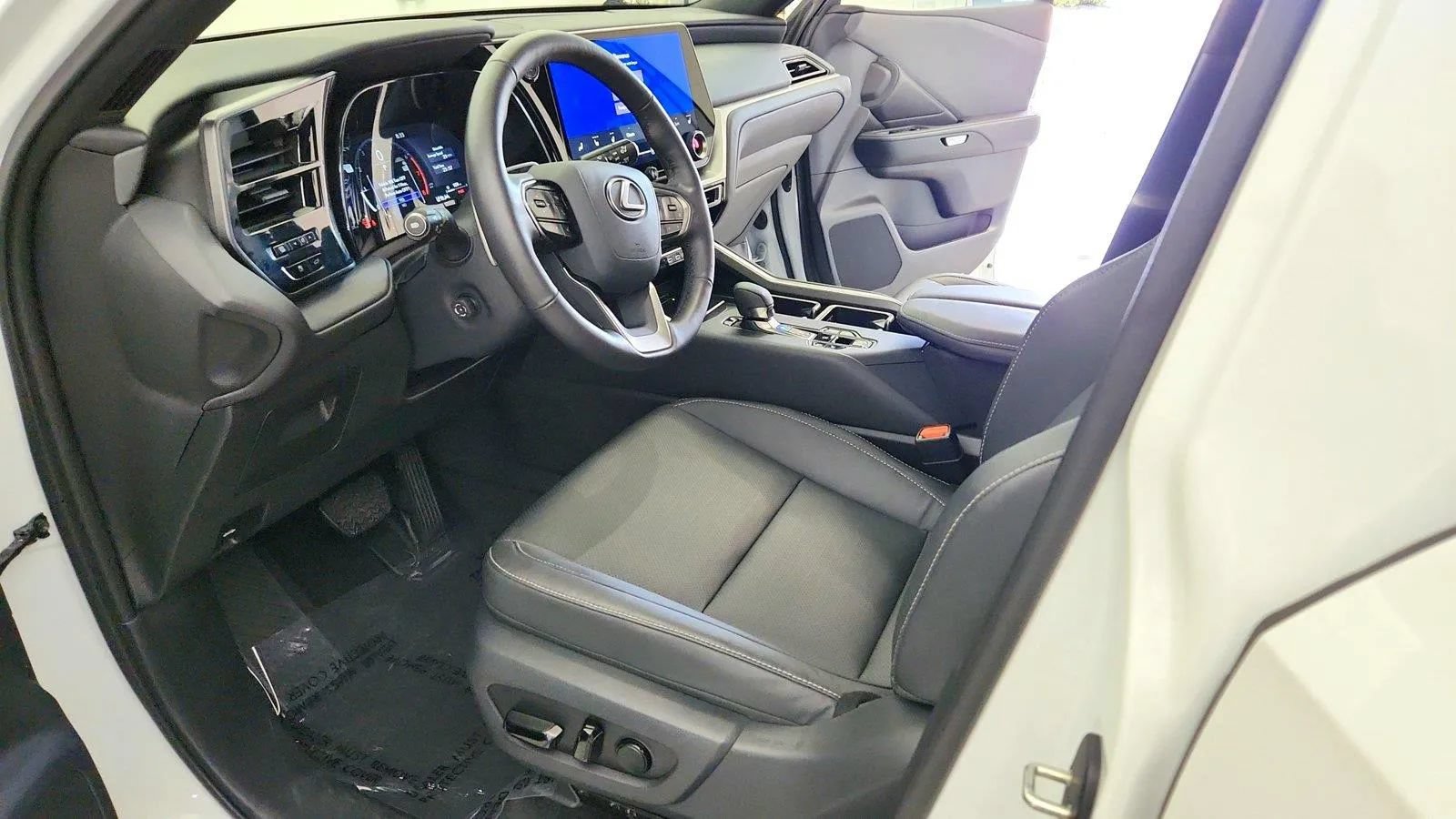 Used 2025 Lexus TX 350 AWD w/ Convenience Package image 14
