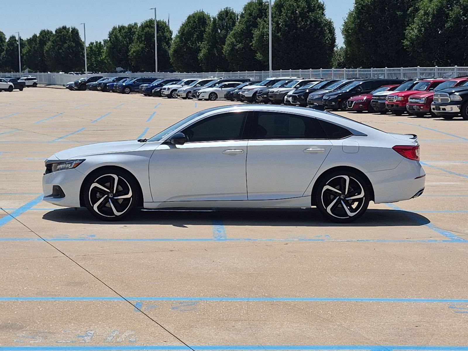 Certified 2022 Honda Accord Sport image 10