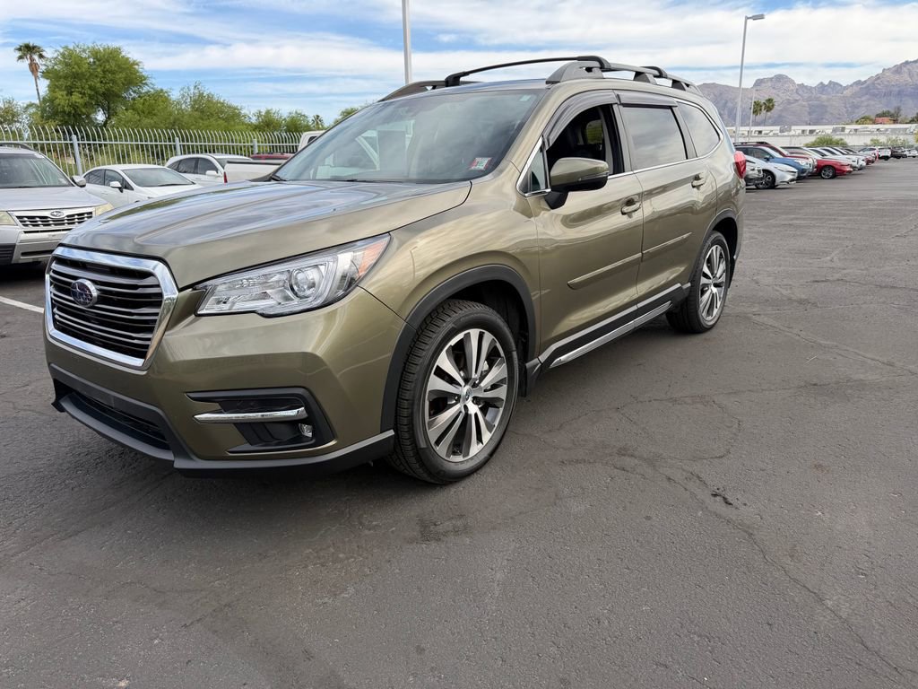 Used 2022 Subaru Ascent Limited image 3