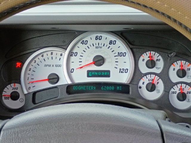 Used 2005 HUMMER H2 w/ Preferred Equipment Group AWD/4WD image 37