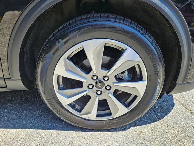 Used 2025 Ford Escape Platinum AWD/4WD image 10