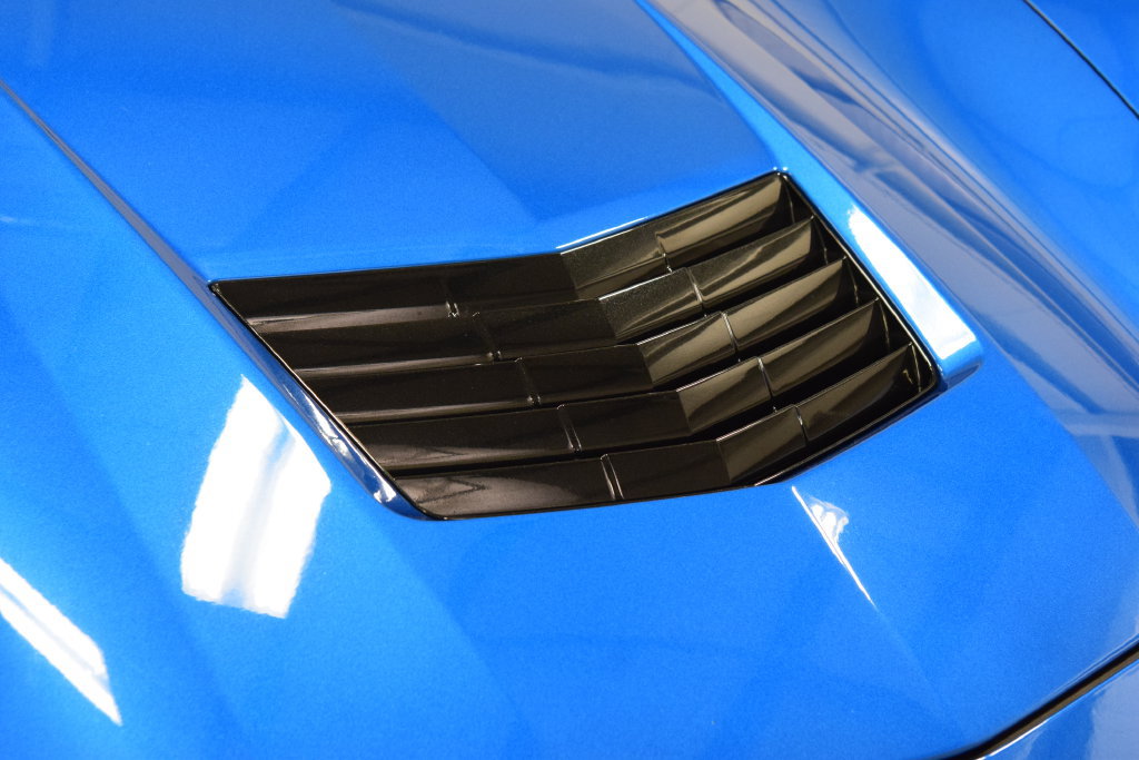 Used 2015 Chevrolet Corvette Stingray Coupe w/ 2LT Preferred Equipment Group RWD image 16