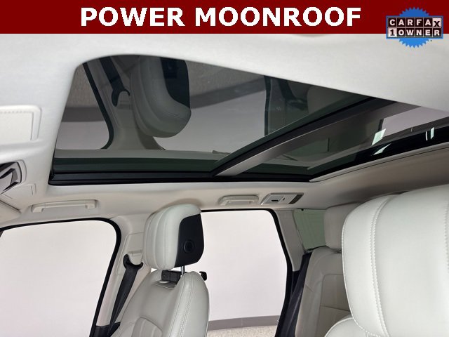 Used 2020 Land Rover Range Rover Sport HSE image 2