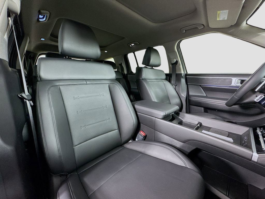 Certified 2026 Hyundai Santa Fe Limited image 32