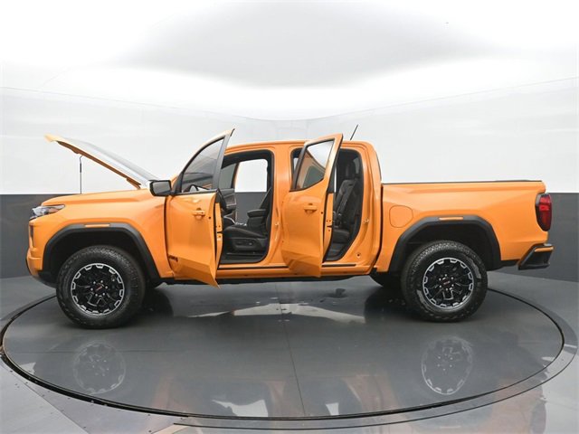 New 2026 GMC Canyon AT4 w/ AT4 Premium Package image 55