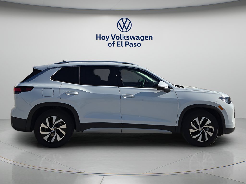 New 2026 Volkswagen Tiguan S FWD image 2