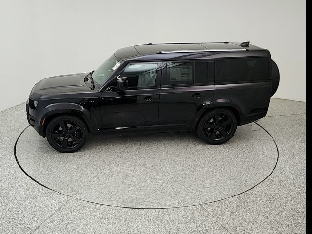 New 2026 Land Rover Defender 130 V8 AWD/4WD image 20