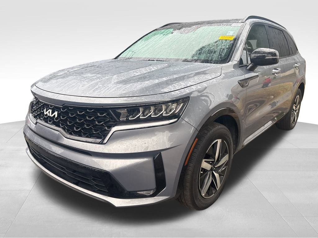 Used 2023 Kia Sorento S w/ Panoramic Sunroof Package image 2