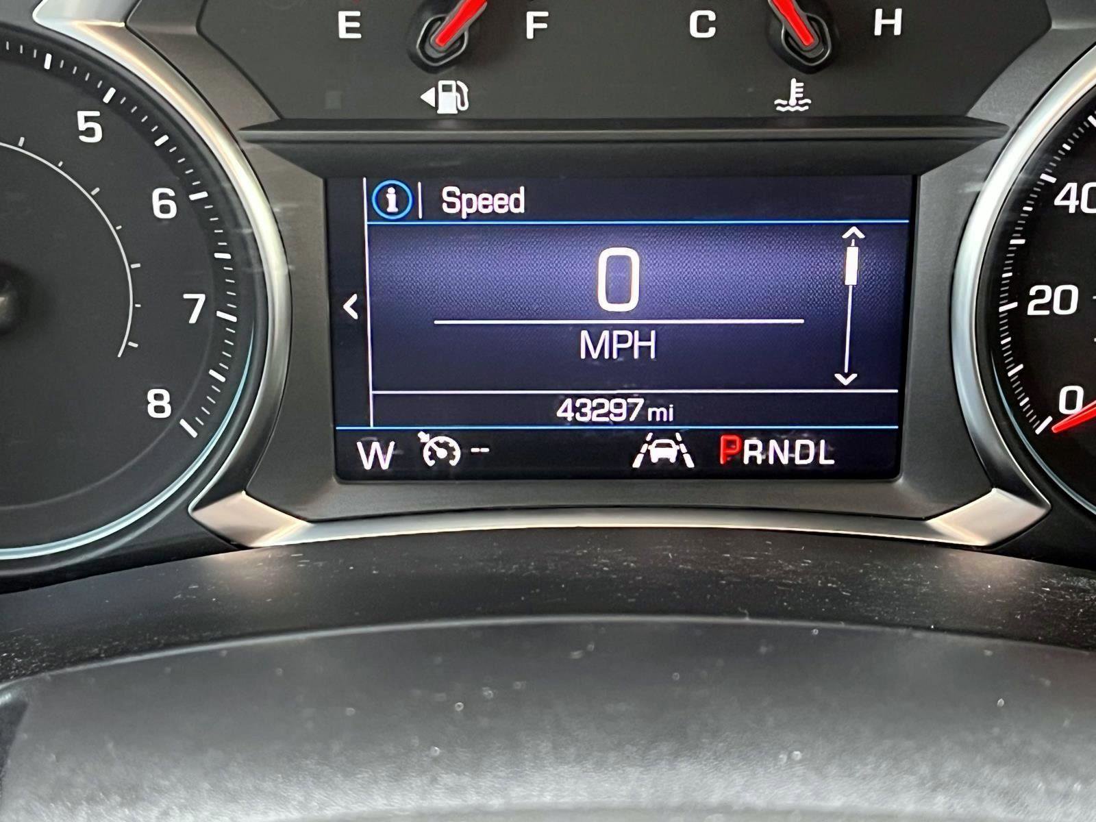 Certified 2023 Chevrolet Equinox RS w/ LPO, Floor Liner Package image 19