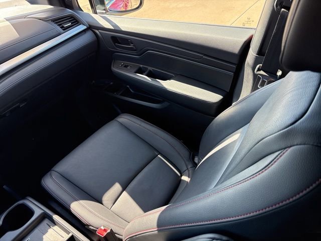 Used 2025 Honda Odyssey Sport-L image 17