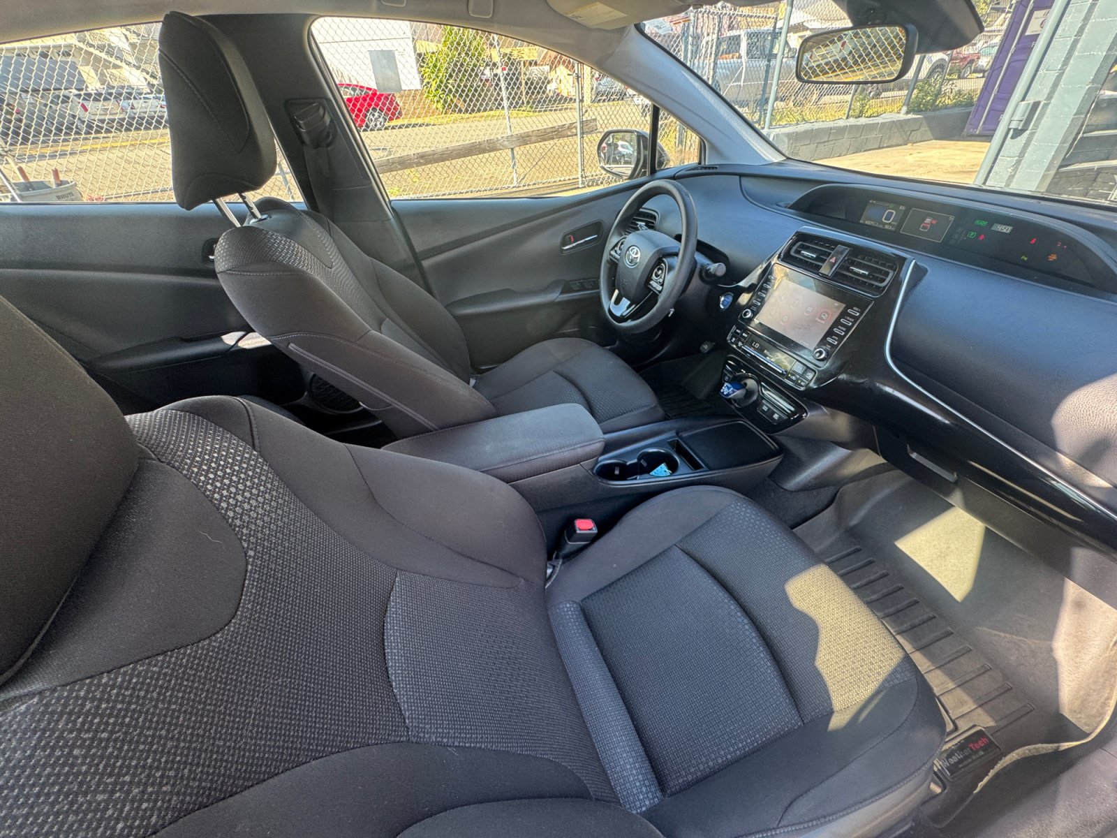 Used 2020 Toyota Prius LE w/ Carpet Mat Package AWD/4WD image 23