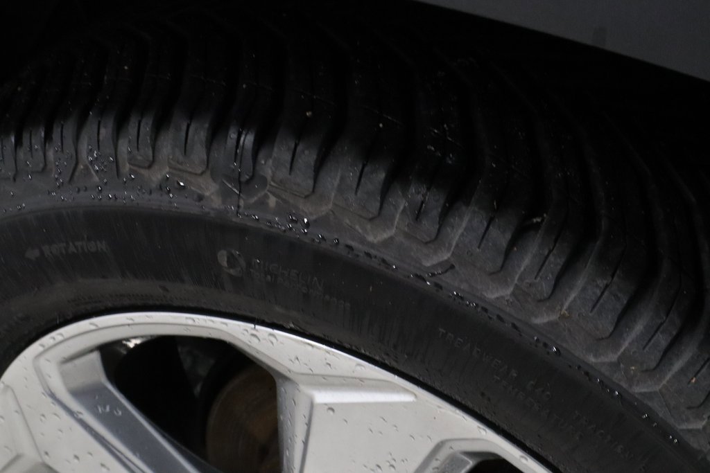 Used 2020 Toyota RAV4 Limited image 20