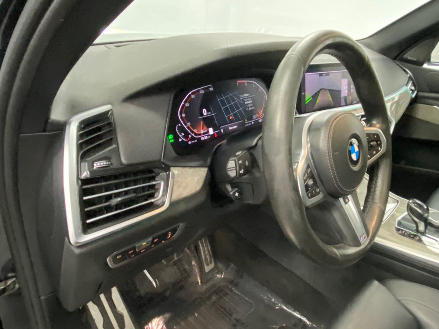 Used 2019 BMW X5 xDrive50i w/ M Sport Package AWD/4WD image 34