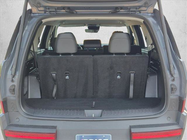 Used 2026 Hyundai Santa Fe SEL FWD image 6