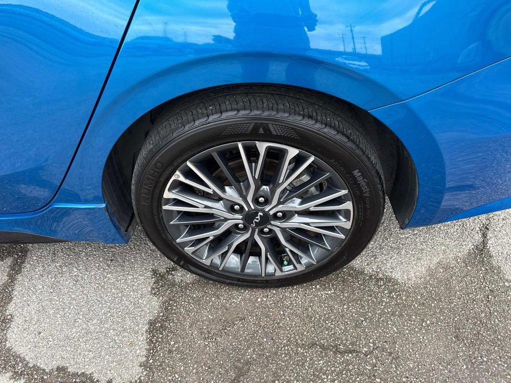 Used 2024 Kia Forte GT-Line w/ GT-Line Premium Package image 27