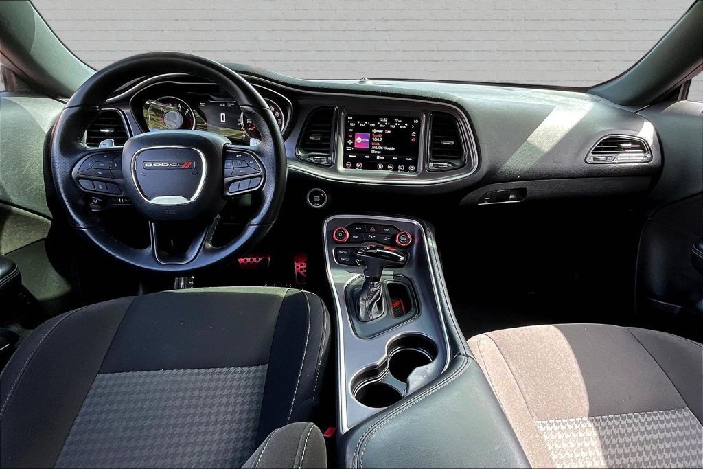 Used 2022 Dodge Challenger R/T RWD image 7