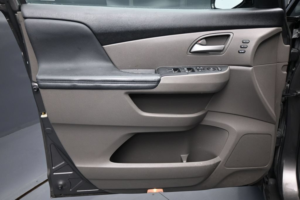 Used 2012 Honda Odyssey Touring image 10