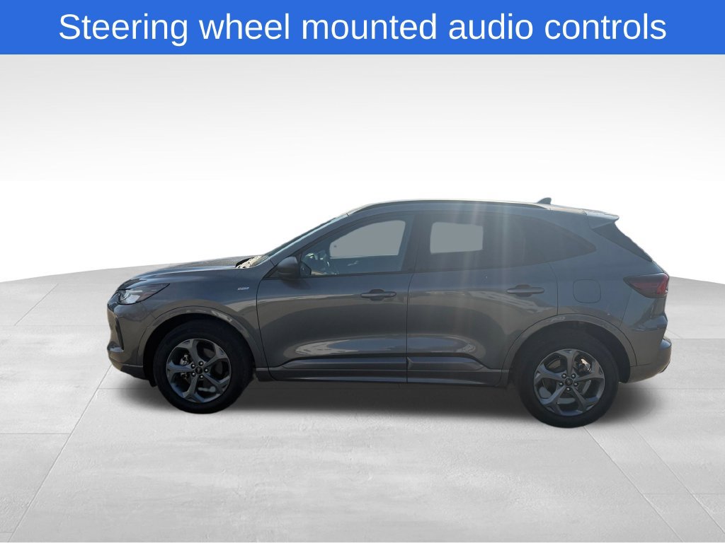 Used 2024 Ford Escape ST-Line w/ Tech Pack #1 AWD/4WD image 9