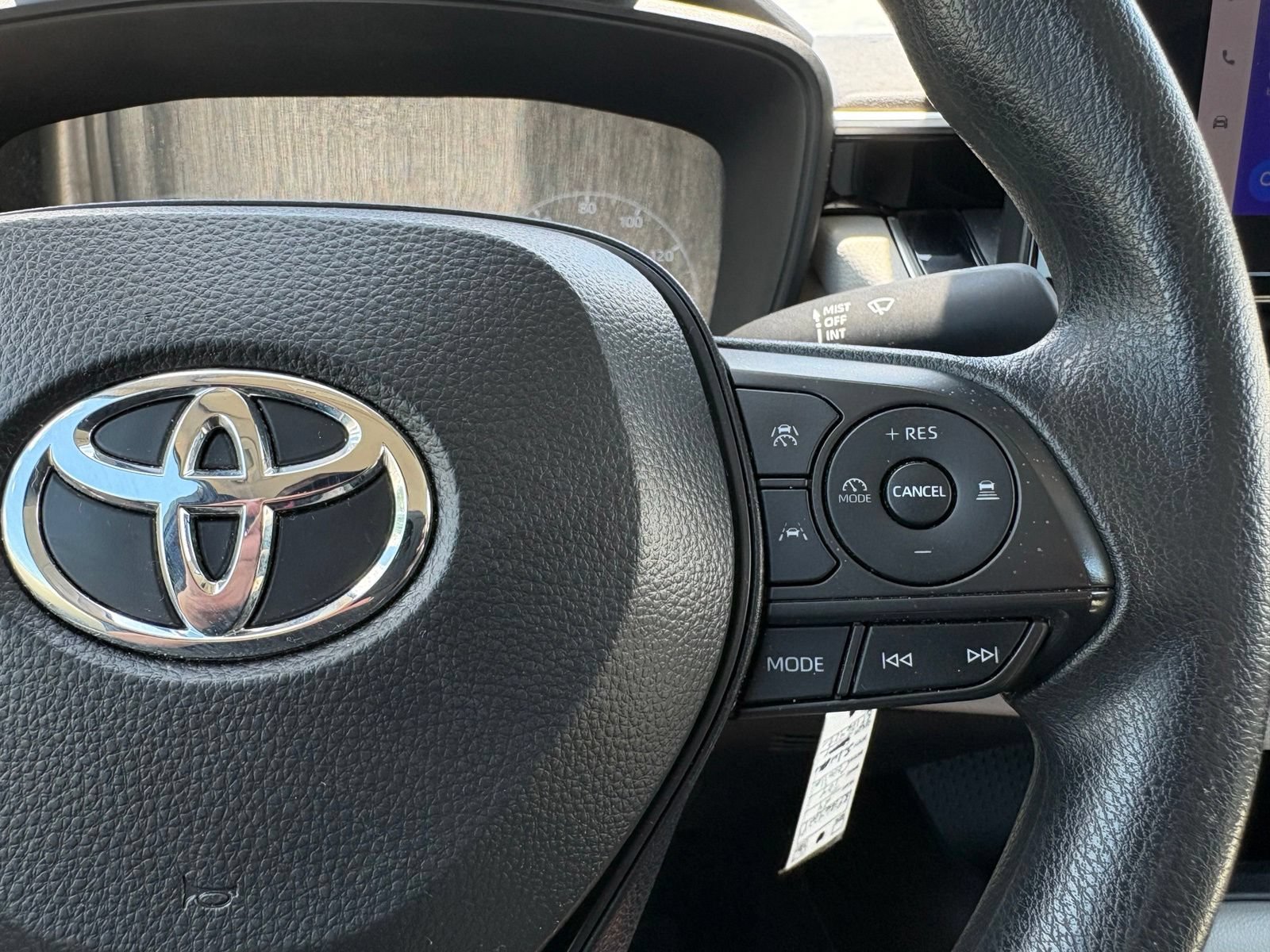 Used 2024 Toyota Corolla LE FWD image 16