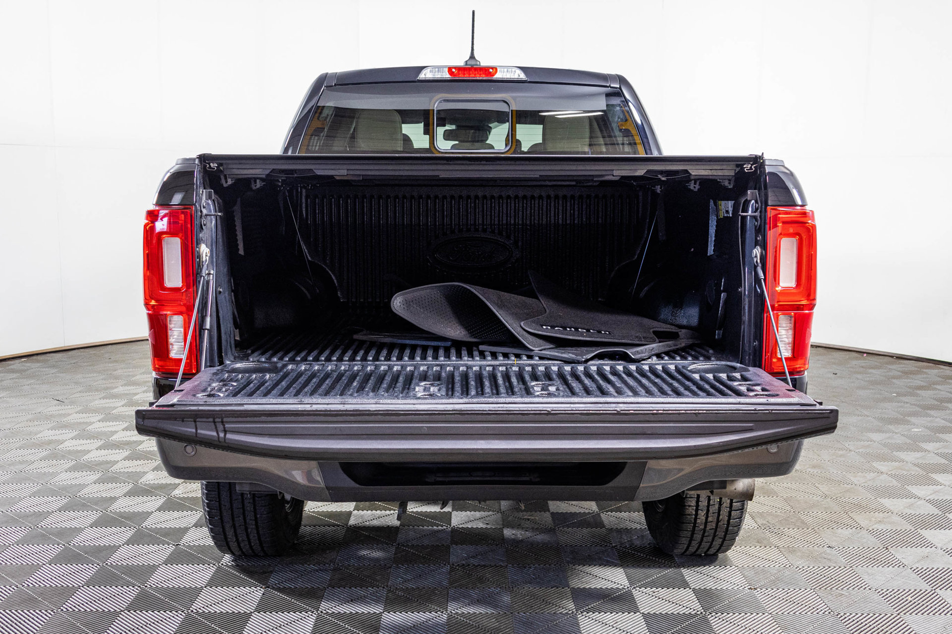 Used 2019 Ford Ranger Lariat w/ Equipment Group 501A Mid AWD/4WD image 40
