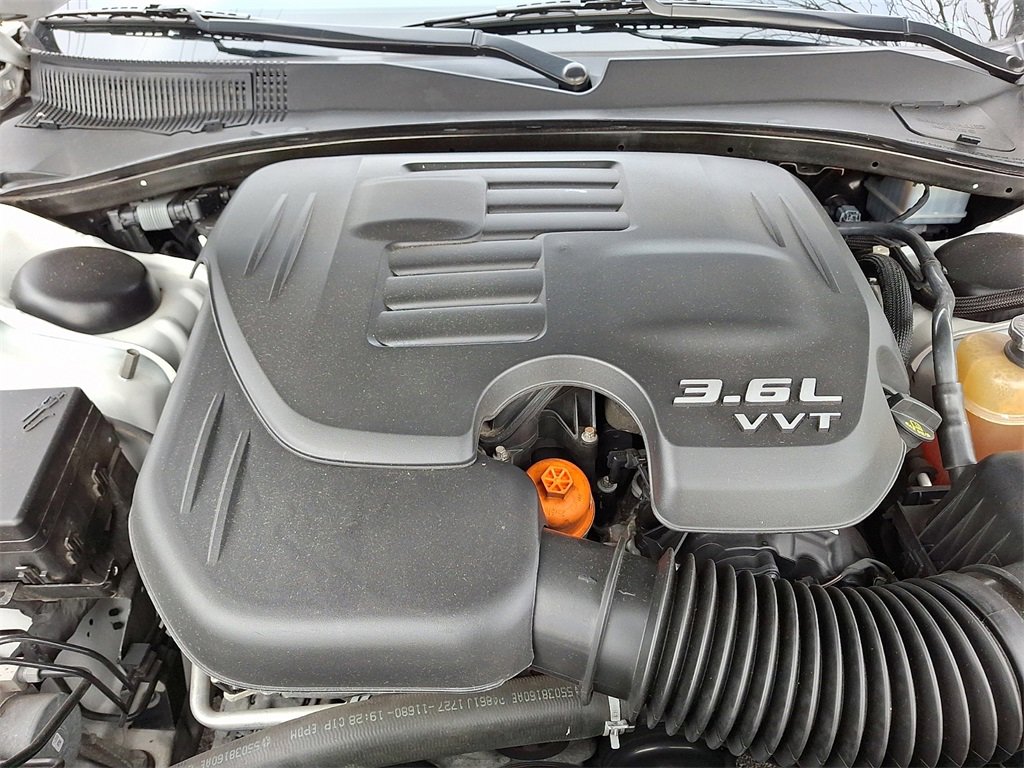 Used 2017 Chrysler 300 S w/ S Model Appearance Package image 28