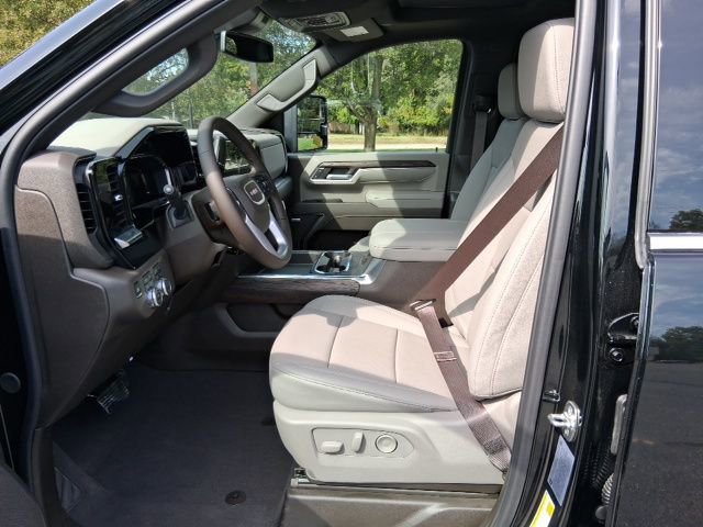 New 2026 GMC Sierra 2500 SLT w/ SLT Premium Package image 8
