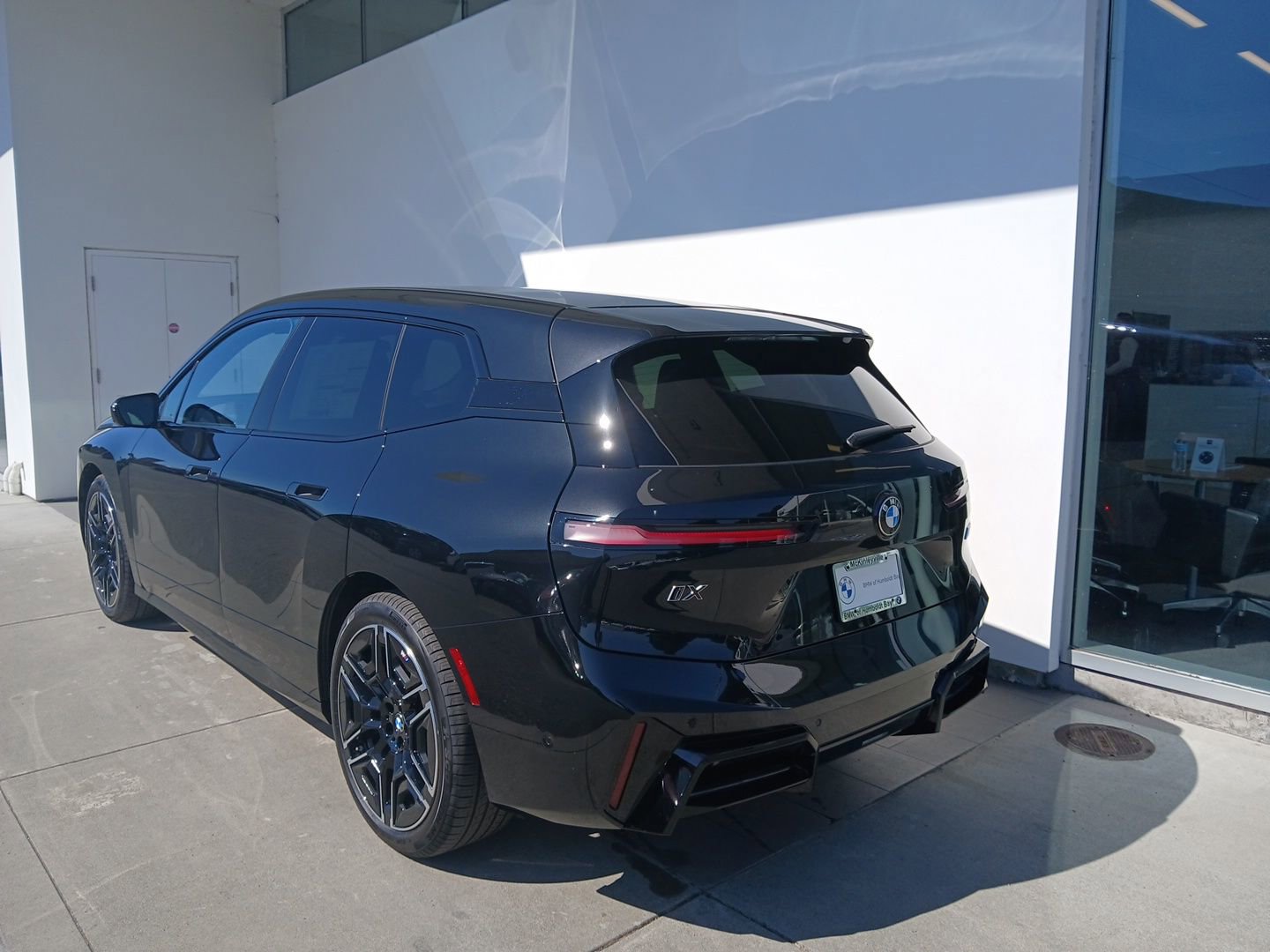 New 2026 BMW iX M70 image 6