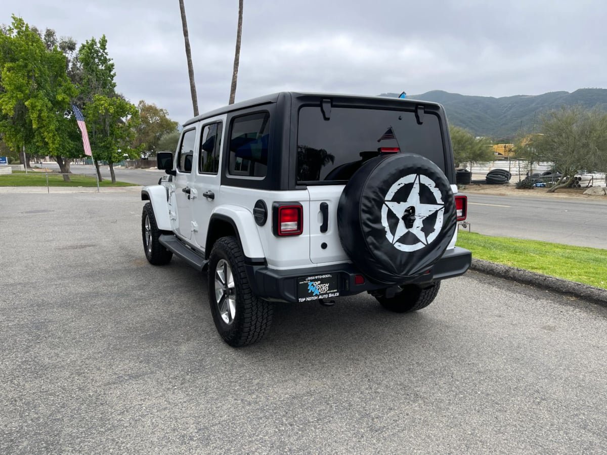 Used 2019 Jeep Wrangler Unlimited Sahara AWD/4WD image 7