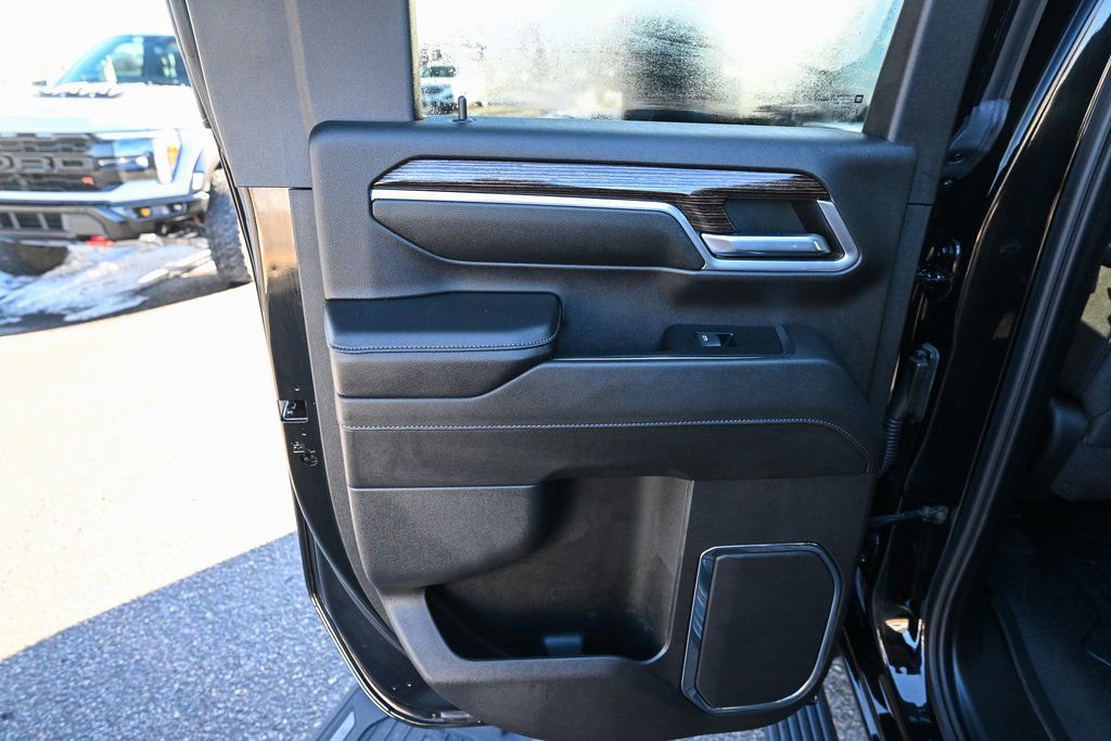 Used 2024 GMC Sierra 2500 SLE image 21