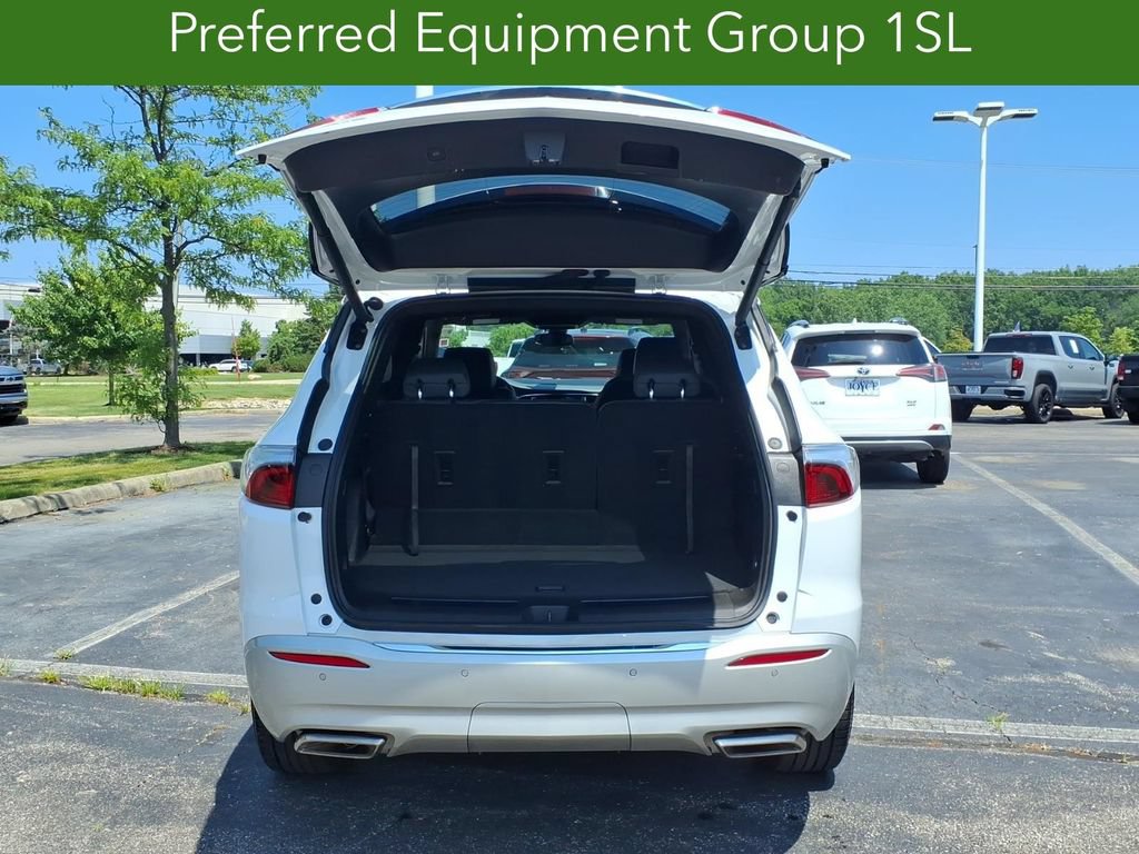 Certified 2024 Buick Enclave Essence FWD image 13