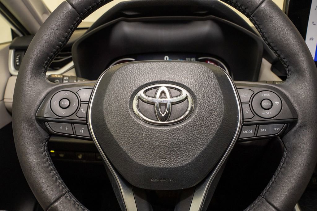 Used 2024 Toyota RAV4 XLE Premium image 20