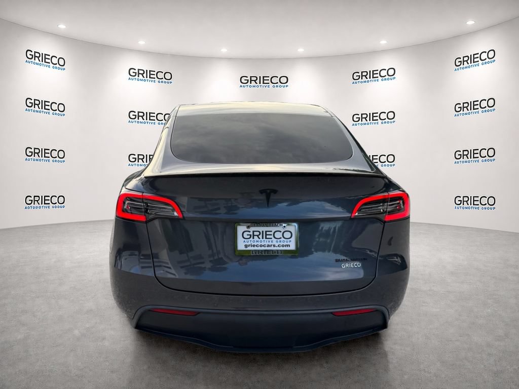 Used 2022 Tesla Model Y Performance AWD/4WD image 6